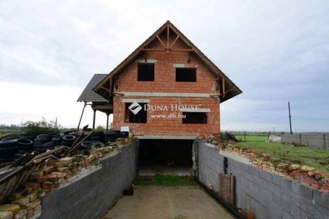 Eladó mezogazdasagi ingatlan, Kiskunfélegyházán 35 M Ft