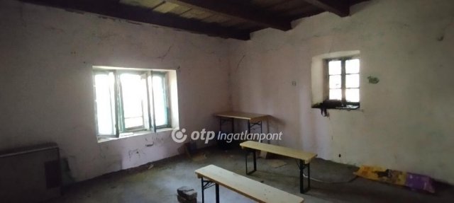 Eladó családi ház, Tápiószelén 14.9 M Ft, 1+1 szobás