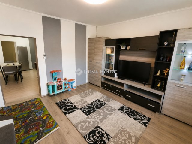 Eladó családi ház, Kecskeméten 35.8 M Ft, 2 szobás