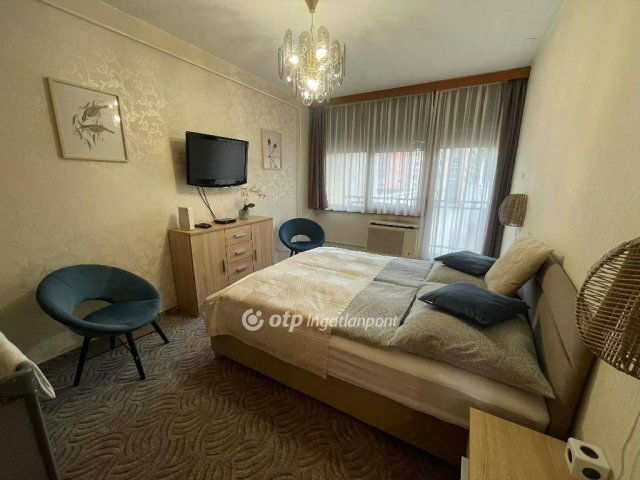 Eladó téglalakás, Egerben 62 M Ft, 3 szobás