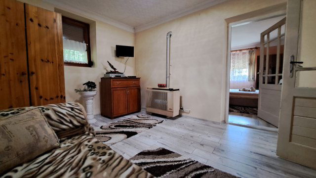 Eladó családi ház, Nyárlőrincen 25.85 M Ft, 2 szobás