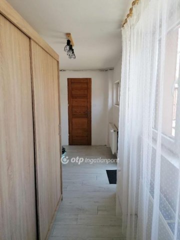 Eladó családi ház, Devecseren 48 M Ft, 4 szobás