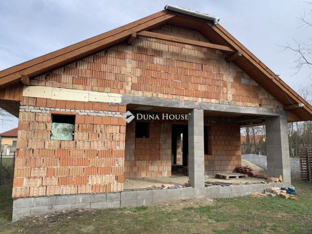 Eladó családi ház, Hernádon 38.9 M Ft, 3 szobás