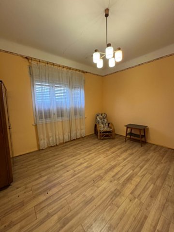 Eladó családi ház, Mátranovákon 23 M Ft, 6 szobás