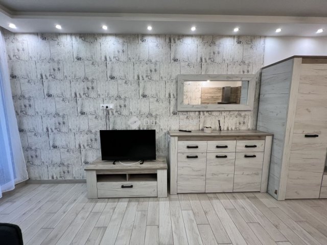 Kiadó téglalakás, albérlet, Debrecenben 210 E Ft / hó, 1 szobás