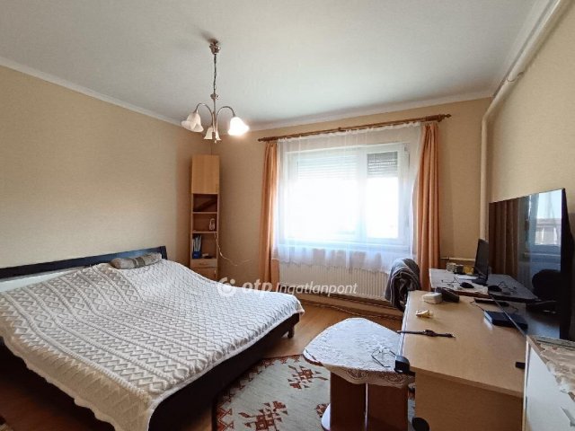 Eladó családi ház, Derekegyházán 35 M Ft, 2+1 szobás