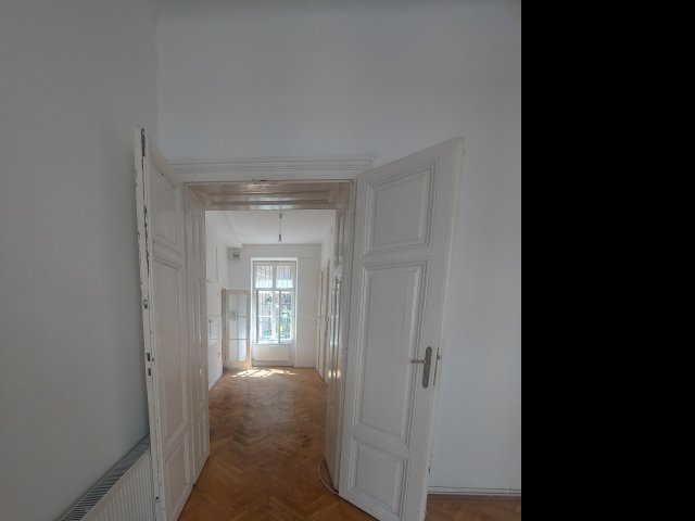 Eladó téglalakás, Budapesten, IX. kerületben, Ferenc körúton