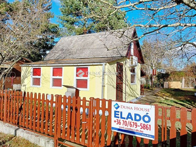 Eladó nyaraló, Oroszlányban 14.9 M Ft, 1 szobás