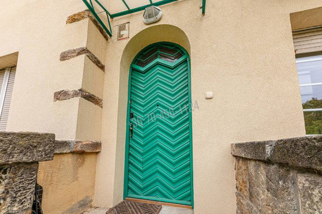 Eladó téglalakás, Budapesten, I. kerületben 162.77 M Ft