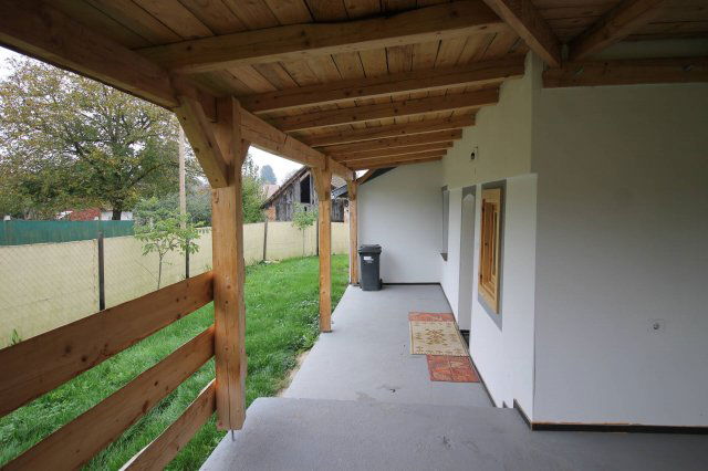 Eladó családi ház, Iváncon 21.5 M Ft, 2 szobás