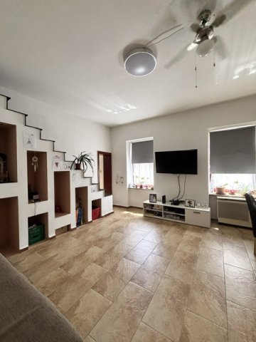 Eladó családi ház, Szombathelyen 47.8 M Ft, 2 szobás