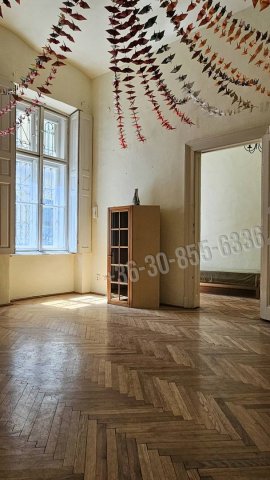 Eladó téglalakás, Budapesten, VI. kerületben, Liszt Ferenc téren