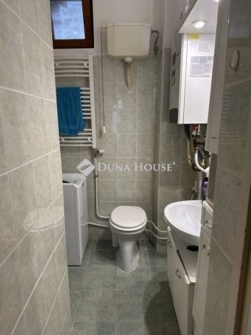 Eladó téglalakás, Szegeden 42.5 M Ft, 2 szobás