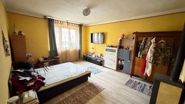 Eladó családi ház, Marcaltőn 20.9 M Ft, 4 szobás