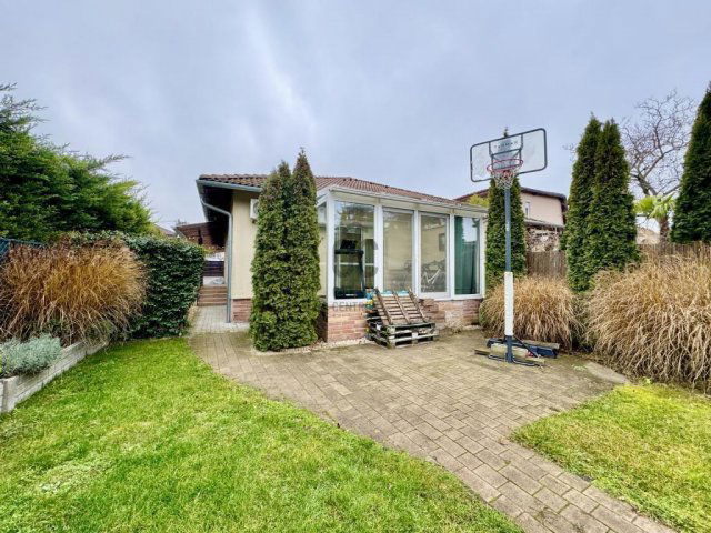 Eladó ikerház, Dunakeszin 169.5 M Ft, 4 szobás