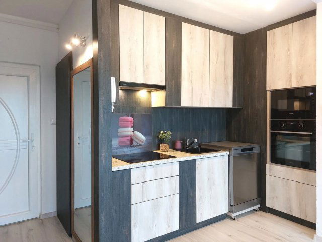 Kiadó panellakás, albérlet, Szolnokon 130 E Ft / hó, 1+1 szobás