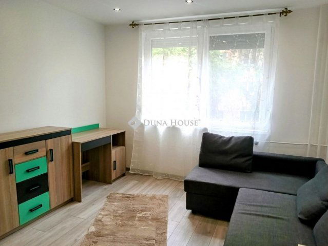 Kiadó panellakás, albérlet, Debrecenben 150 E Ft / hó, 1 szobás