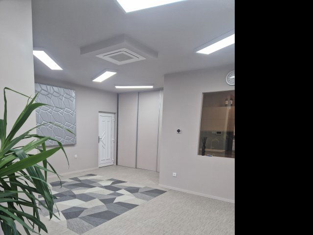 Eladó üzlethelyiség, Szegeden 0.285 M Ft, 2 szobás