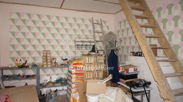 Eladó családi ház, Vácszentlászlón 46 M Ft, 41+1 szobás