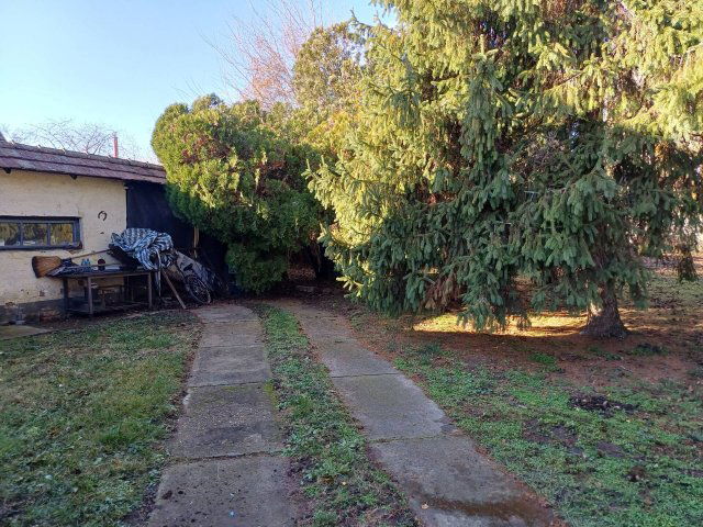 Eladó családi ház, Pilisvörösváron 69.5 M Ft, 2 szobás