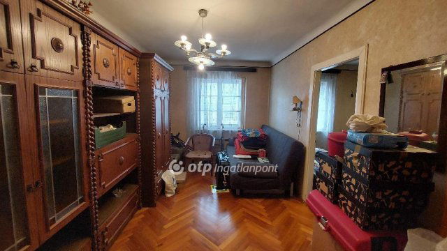 Eladó téglalakás, Budapesten, X. kerületben 61.5 M Ft, 3 szobás