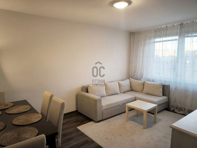Kiadó panellakás, albérlet, Budapesten, XV. kerületben, 2 szobás