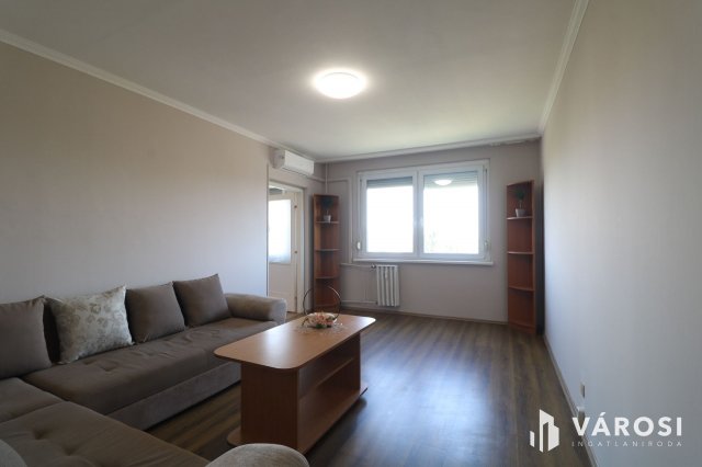 Eladó panellakás, Hódmezővásárhelyen 42.49 M Ft, 3 szobás