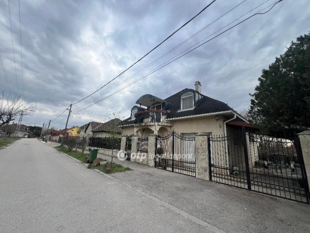 Eladó családi ház, Budapesten, XXI. kerületben 299 M Ft