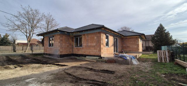 Eladó családi ház, Budapesten, XVIII. kerületben 162.5 M Ft