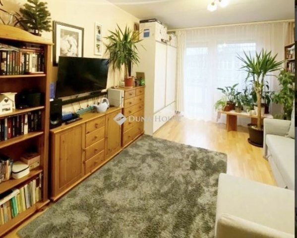 Eladó panellakás, Budapesten, X. kerületben 75.9 M Ft, 2+2 szobás