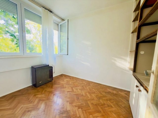 Eladó panellakás, Vácon 53 M Ft, 1+2 szobás