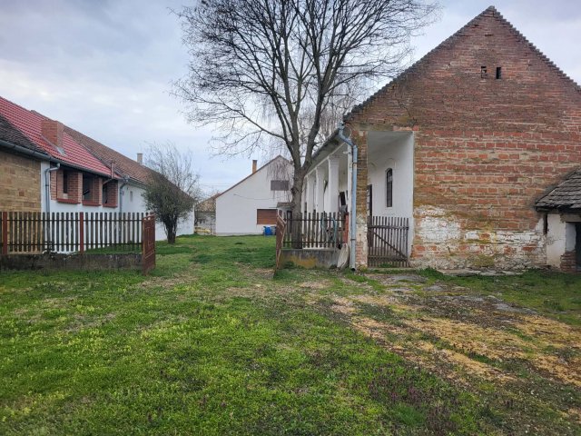 Eladó családi ház, Vokányon 30 M Ft, 4 szobás