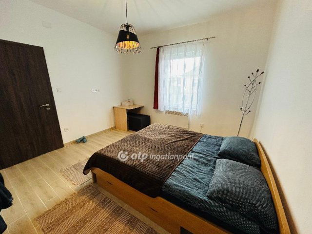 Eladó családi ház, Debrecenben 55.5 M Ft, 2 szobás