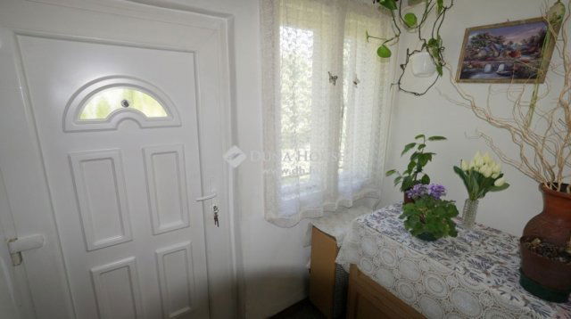 Eladó családi ház, Zalaegerszegen 44.99 M Ft, 2 szobás