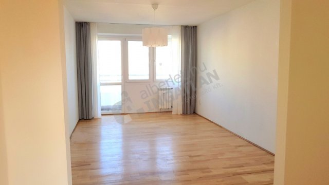 Kiadó panellakás, albérlet, XI. kerületben, Regős utcában