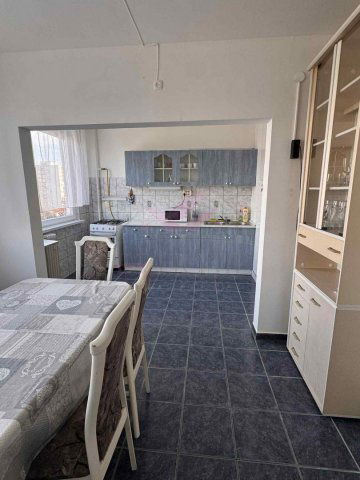 Eladó panellakás, Debrecenben 72.9 M Ft, 3 szobás