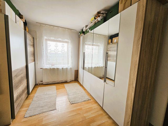 Eladó családi ház, Tázláron 21 M Ft, 3 szobás