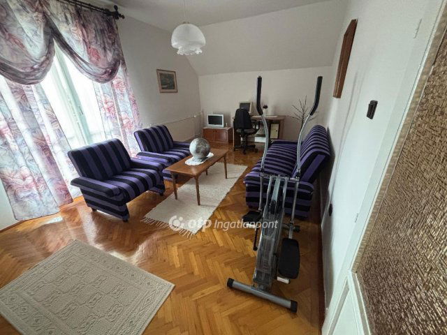 Eladó családi ház, Nyíregyházán 95 M Ft, 5 szobás