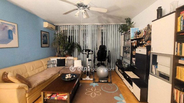 Eladó panellakás, Budapesten, XIV. kerületben 67 M Ft, 1+2 szobás