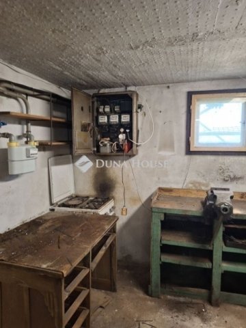 Eladó családi ház, Gyálon 39.9 M Ft, 1 szobás