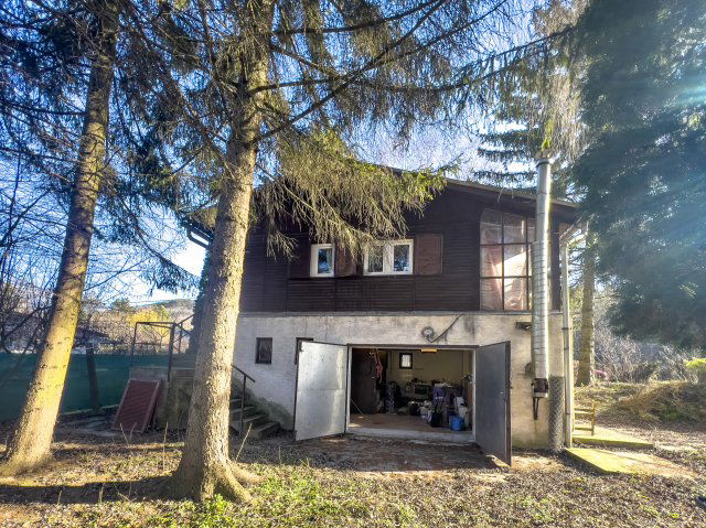 Eladó nyaraló, Biatorbágyon 39.9 M Ft, 2 szobás