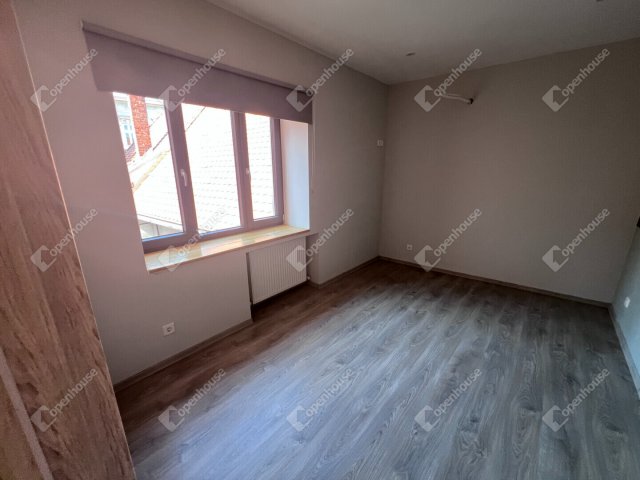 Kiadó téglalakás, albérlet, Sopronban 250 E Ft / hó, 3 szobás