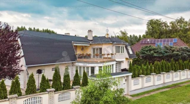 Eladó családi ház, Budapesten, XVI. kerületben, Pejkó utcában