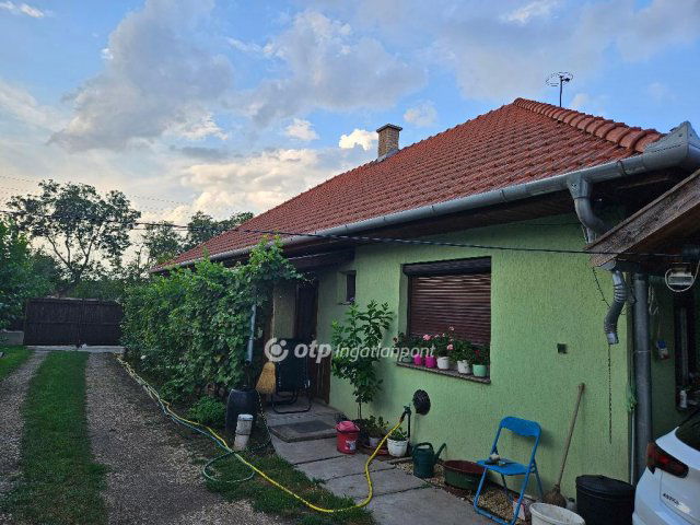 Eladó családi ház, Mezőkovácsházán 29.9 M Ft, 3+1 szobás