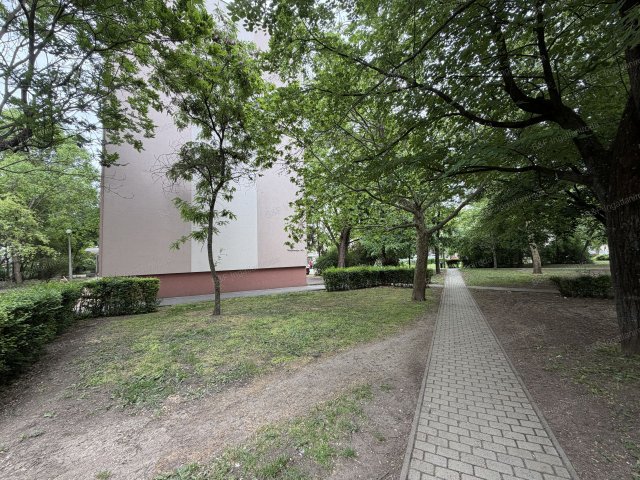 Eladó panellakás, Hajdúszoboszlón 62 M Ft, 3+1 szobás