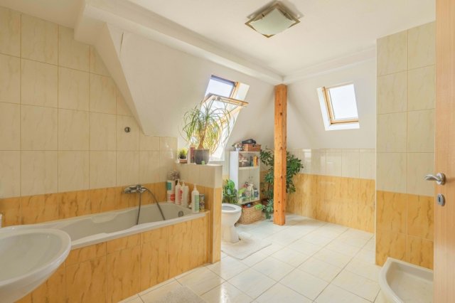 Eladó családi ház, Gárdonyban 134 M Ft, 6 szobás