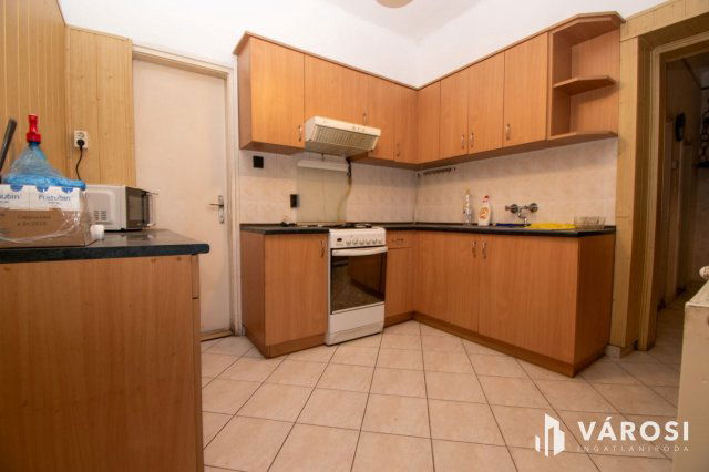 Eladó családi ház, Győrött 73.9 M Ft, 3 szobás