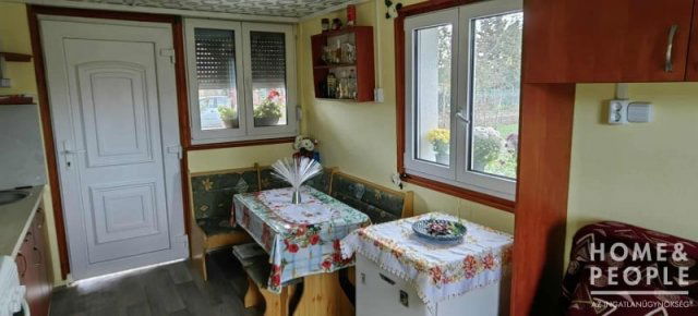 Eladó mezogazdasagi ingatlan, Újszentivánon 20.49 M Ft, 1 szobás