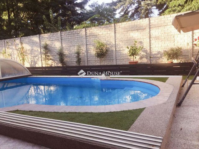 Eladó családi ház, Budapesten, XVIII. kerületben 160 M Ft