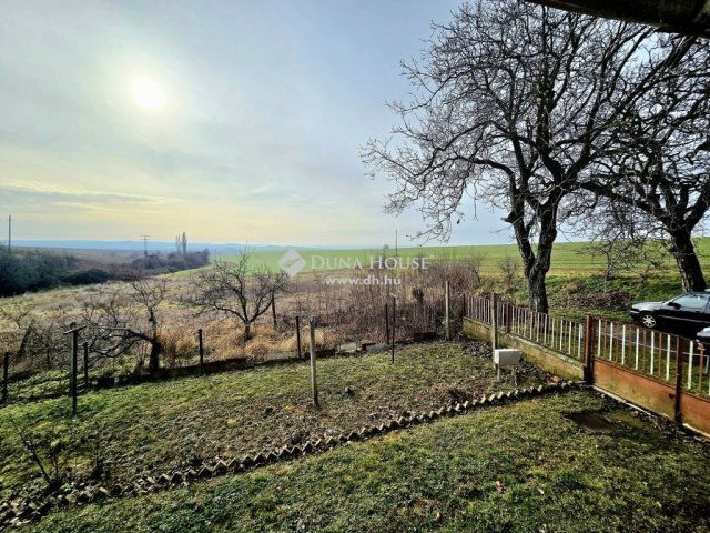 Eladó családi ház, Geresdlakon 14.9 M Ft, 3 szobás